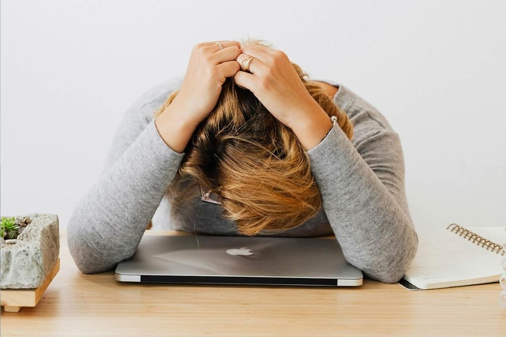 When these signs appear, you may be falling behind on the path to your goals.